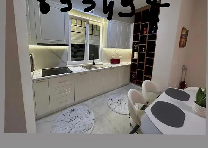 Cozy Appartamento Tirana